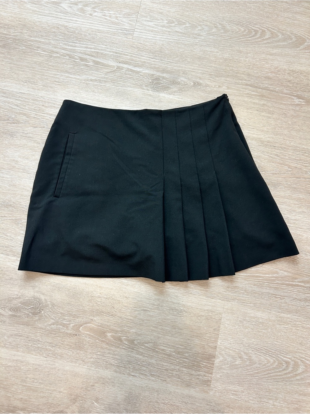Zara black pleated mini skirt skort size medium